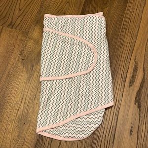 Miracle Blanket 0-6mo silent swaddle sack (no Velcro)